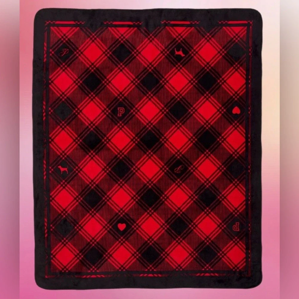Victoria’s Secret PINK Blanket 2025 Red & Black Heart Dog Sherpa Buffalo Plaid